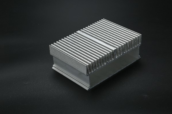 工業妖精视频免费在线观看